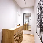 Grandstay Center Hotell