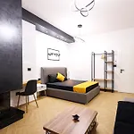 Grandstay Center Hotell *