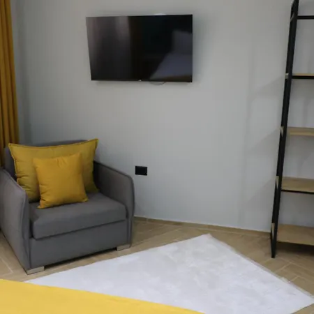 Grandstay City Center Durrës