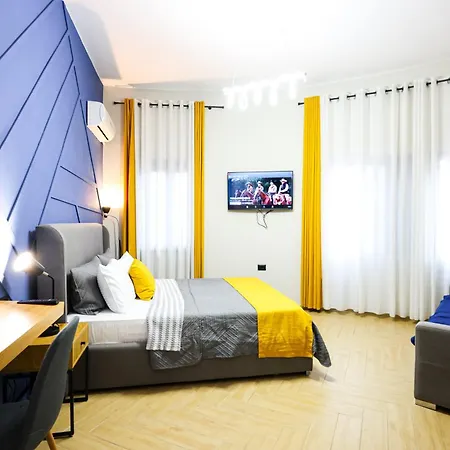 Grandstay Center Hotel
