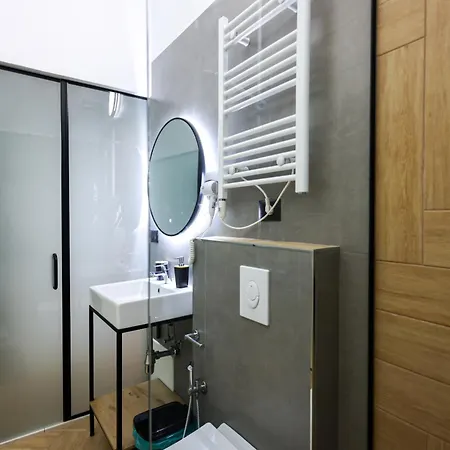 Hotel Grandstay Center *