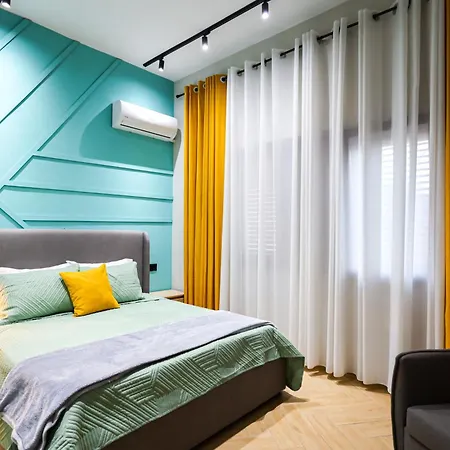 Grandstay Center Hotel