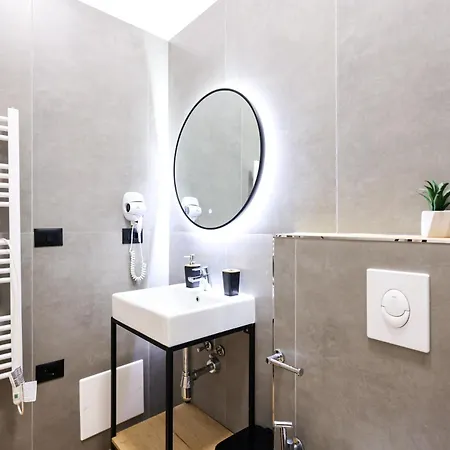 Hotel Grandstay Center *