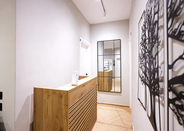 Grandstay Center Szálloda