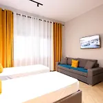 Grandstay Center 酒店 *