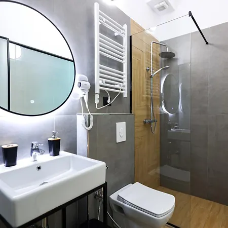 Hotel Grandstay Center *