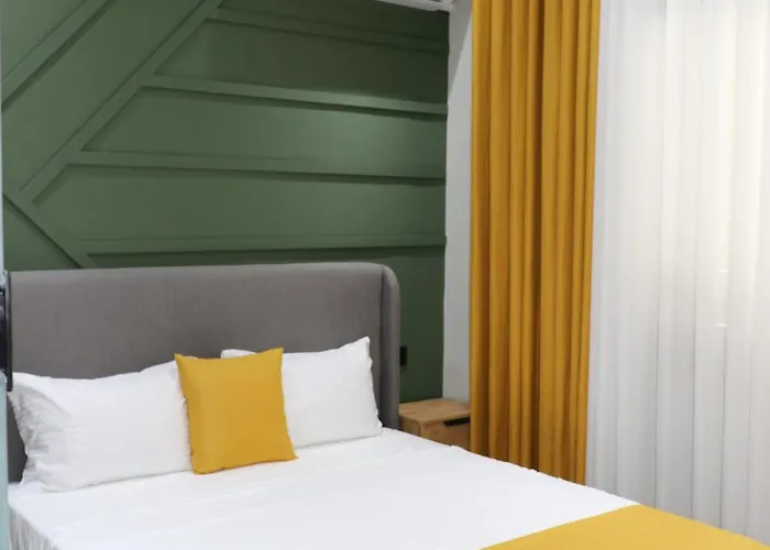 Grandstay Center Hotel *