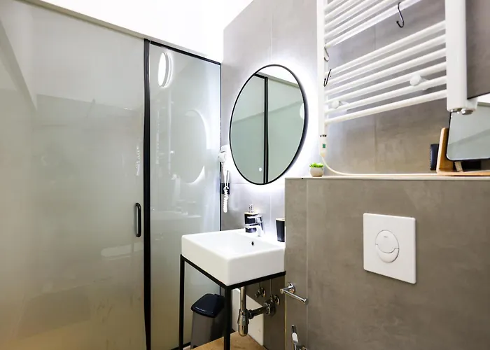 Hotel Grandstay Center