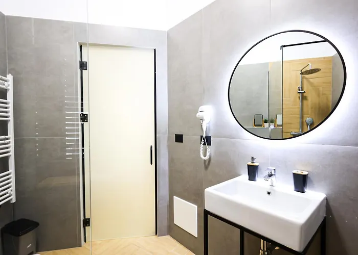 Grandstay Center Hotel Durrës