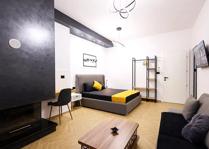 Grandstay Center Hotel *