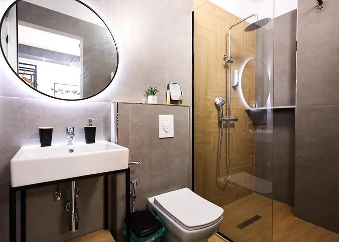 Grandstay Center *